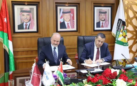 جامعة البلقاء التطبيقية تعقد شراكة استراتيجية مع بورصة عمان لتدريب الطلبة على نظام التداول الإلكتروني