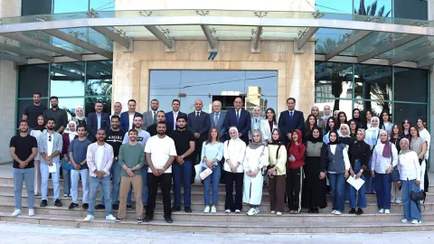 الجامعة الأردنية تزور بورصة عمَان ومؤسسات سوق رأس المال الأردني